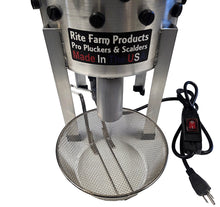 Load image into Gallery viewer, COMBO Quail Plucker &amp; 4 Gallon 120 Volt, 1,000-Watt Quail Scalder