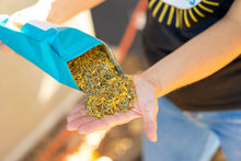 Load image into Gallery viewer, Herb Supplement For Backyard Chickens