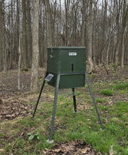 Load image into Gallery viewer, AF300 Scatter Feeder