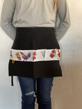 Load image into Gallery viewer, Egg Apron with 14 Pockets