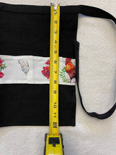 Load image into Gallery viewer, Egg Apron with 14 Pockets