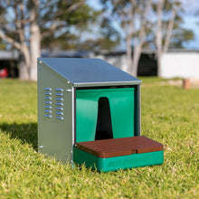 Load image into Gallery viewer, Nest-O-Matic Roll Out Nesting Box
